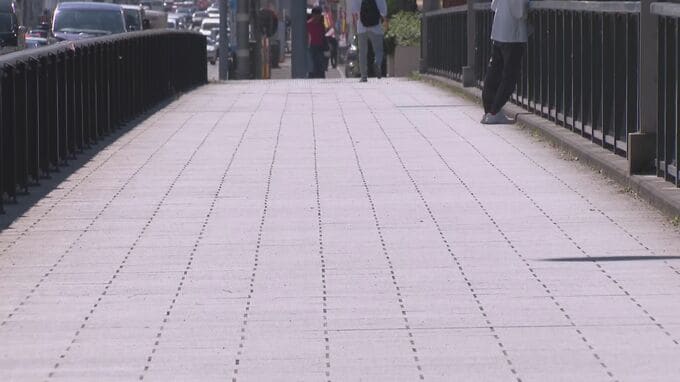 刃物を持った男が目撃された豊平橋