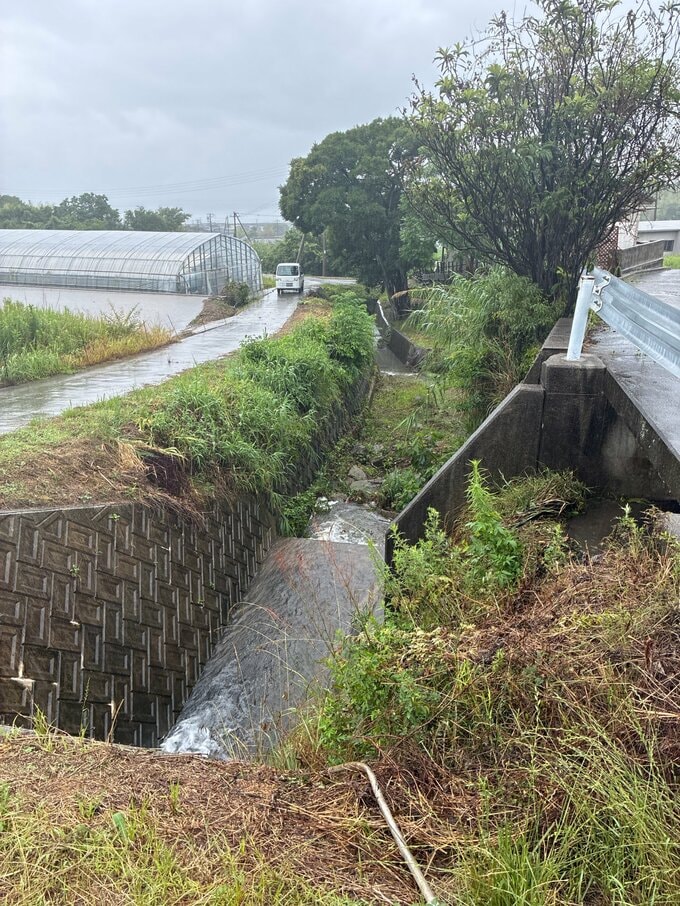 【速報】新聞配達員の男性が用水路で死亡しているのが見つかる川に流された可能性も兵庫・淡路市　|　MBSニュース | 関西の最新ニュースを分かりやすく。
