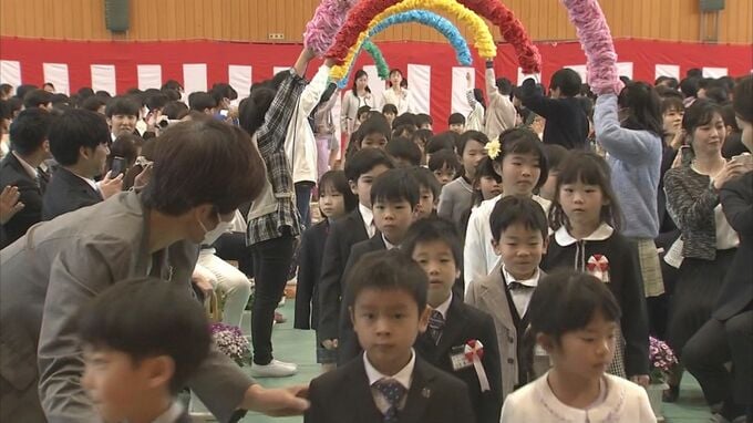 新1年生が学校生活スタート「何が楽しみですか？」…「うんどう会やはっぴょう会です」「べんきょう」「さんすう」　|　BSSニュース | BSS山陰放送