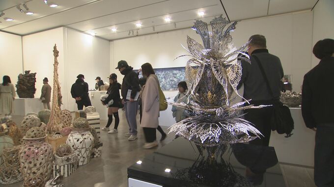 金沢美術工芸大学・卒業制作展 「日本画、彫刻、漆工芸 」158人の作品|TBS NEWS DIG
