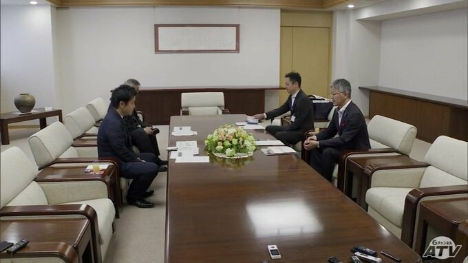 使用済み核燃料の中間貯蔵施設の操業を見据え　新潟県柏崎市・桜井雅浩市長と青森県・宮下宗一郎知事が会談　|　青森のニュース│ATV NEWS│青森テレビ