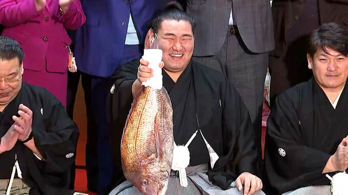 綱とりに挑んだ“豊昇龍と琴桜”の明暗の分かれ目、横審・山内委員長「運に恵まれないと横綱にはなれない」|TBS NEWS DIG