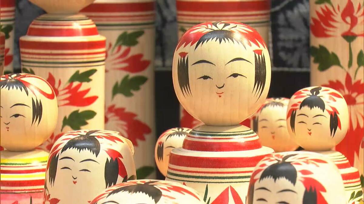 越前漆器・熊野筆・鳴子こけし…全国35の地域から集められた伝統的工芸