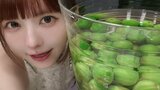 【益若つばさ】「恒例の梅酒作り」九州のおばあちゃんから「受け継いでます!」 伝統と今っぽさコラボにフォロワー「つばさ梅酒飲んでみたい」|TBS NEWS DIG
