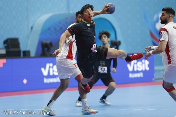ハンドボール日本代表、バーレーンに敗れ3位決定戦へ 2大会連続の決勝進出ならず【アジア選手権】|TBS NEWS DIG