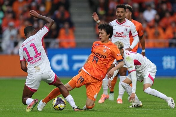 清水エスパルス MF乾貴士“恩返し弾”も実らず…今季負け越し確定 C大阪に1-4【J1リーグ第36節速報】 | 静岡のニュース | SBSNEWS | 静岡放送