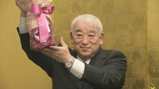 安曇野市長選挙・現職太田寛氏が無投票で再選　「住みたい安曇野、住んでよかった安曇野の実現に向けて市民の生活充実させる」と抱負|TBS NEWS DIG