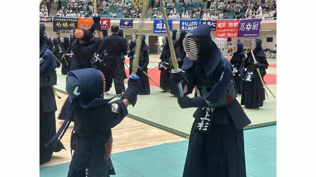 日本武道館で警視庁主催の少年柔道・剣道大会　警察署で稽古に励む小中学生“約2000人”が参加 「礼節を大事に稽古を続けてほしい」警視総監が挨拶|TBS NEWS DIG