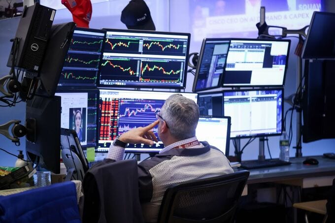 「米国売り」再燃、米30年債利回り5.02％－ムーディーズ格下げで