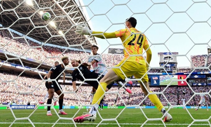 米国がW杯敗退、物議の選手出場も－トランプ氏介入巡る論争収まらず