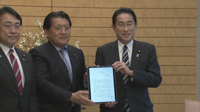 「災害時の情報共有を都道府県にも」自民防災DX提言を総理に手交　マイナカード有効活用も訴え