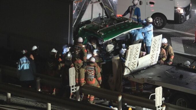 山陽道でトラック3台の玉突き事故　閉じ込めも約1時間後に全員救出　3人がけが　広島|TBS NEWS DIG
