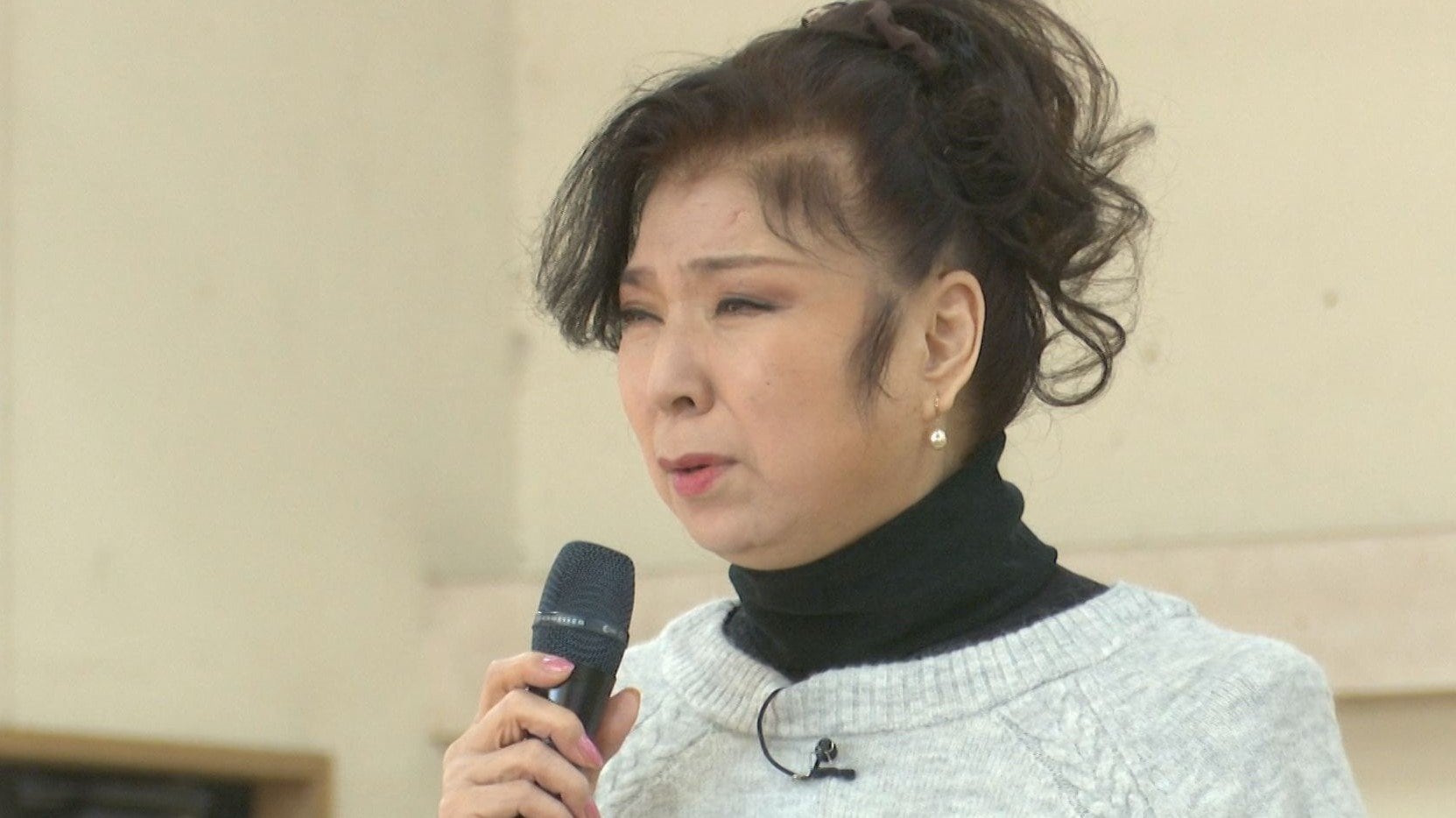 八代亜紀さんの『性的写真付きCD』 出身地の熊本・八代市長も抗議