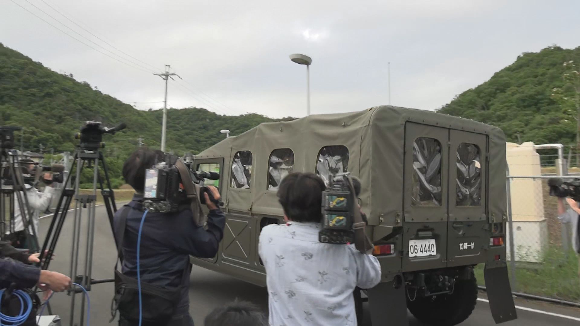 陸上自衛隊が射撃訓練を再開　発砲事件で隊員3人が死傷した射撃場　中止を訴える市民約30人の姿も　岐阜市