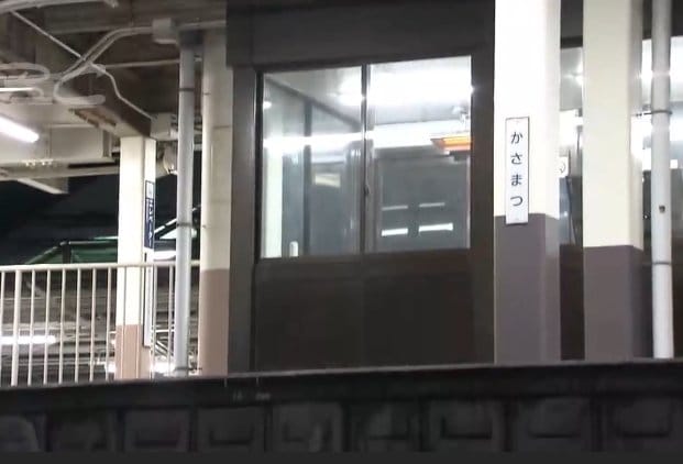 名鉄「笠松駅」構内で列車が一時的に「脱線」か…線路には痕跡と見られる数か所の傷 本線から“留置線”に移動する途中で異音発生 ケガ人なし 岐阜・笠松町|TBS NEWS DIG