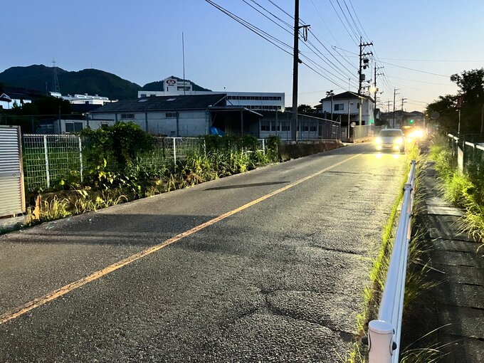 オートバイと大型トラックが正面衝突　オートバイ運転の男性(61)が死亡　片側１車線の直線道路　どちらかがセンターラインはみ出したか　広島|TBS NEWS DIG