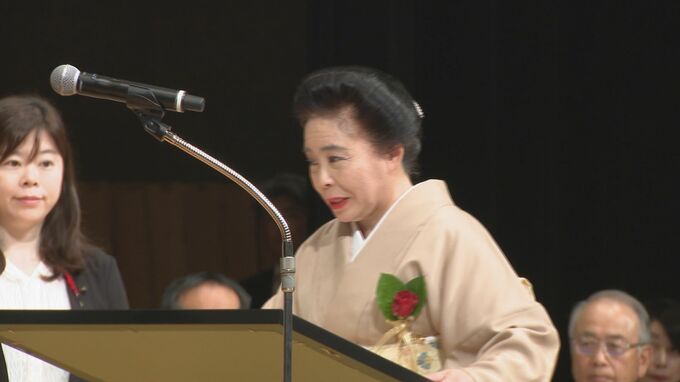 「文化の日」石川・金沢の文化発展に尽力 各地で贈呈式行われる　|　石川県のニュース｜MRO北陸放送