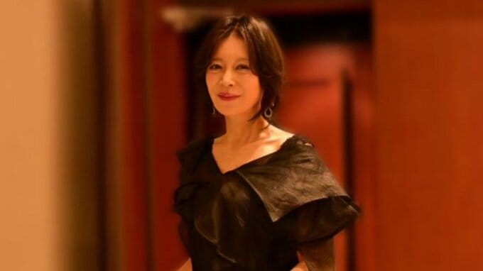 【 中森明菜 】 “お衣装をご紹介”  ファンイベでのドレス姿を連続投稿　ストーリーズ投稿のみでフォロワー11万人|TBS NEWS DIG