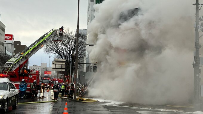 【速報】青森市本町1丁目で建物火災が発生　消防が消火活動中　　|　青森のニュース│ATV NEWS│青森テレビ