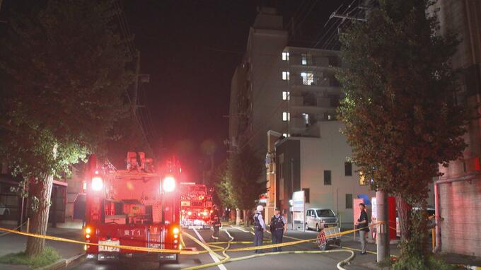 マンションで1部屋全焼の火事・女性が死亡「「エレベーターで2階あたりがすごい異臭」　身元を捜査　青森市本町|TBS NEWS DIG