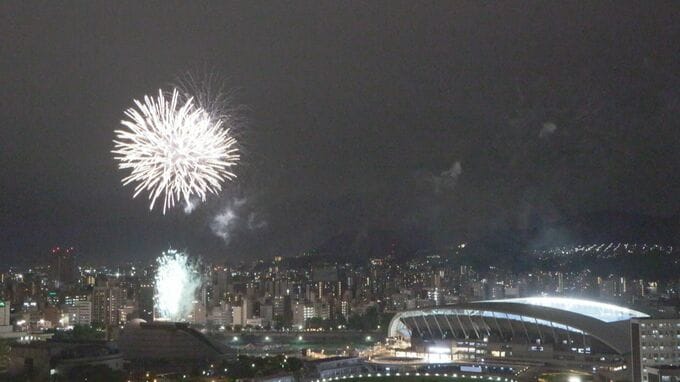 「夏がスタート！」梅雨の夜空を彩る大輪の花「夢の器」とも “初共演”　広島　|　RCC NEWS | 広島ニュース | RCC中国放送