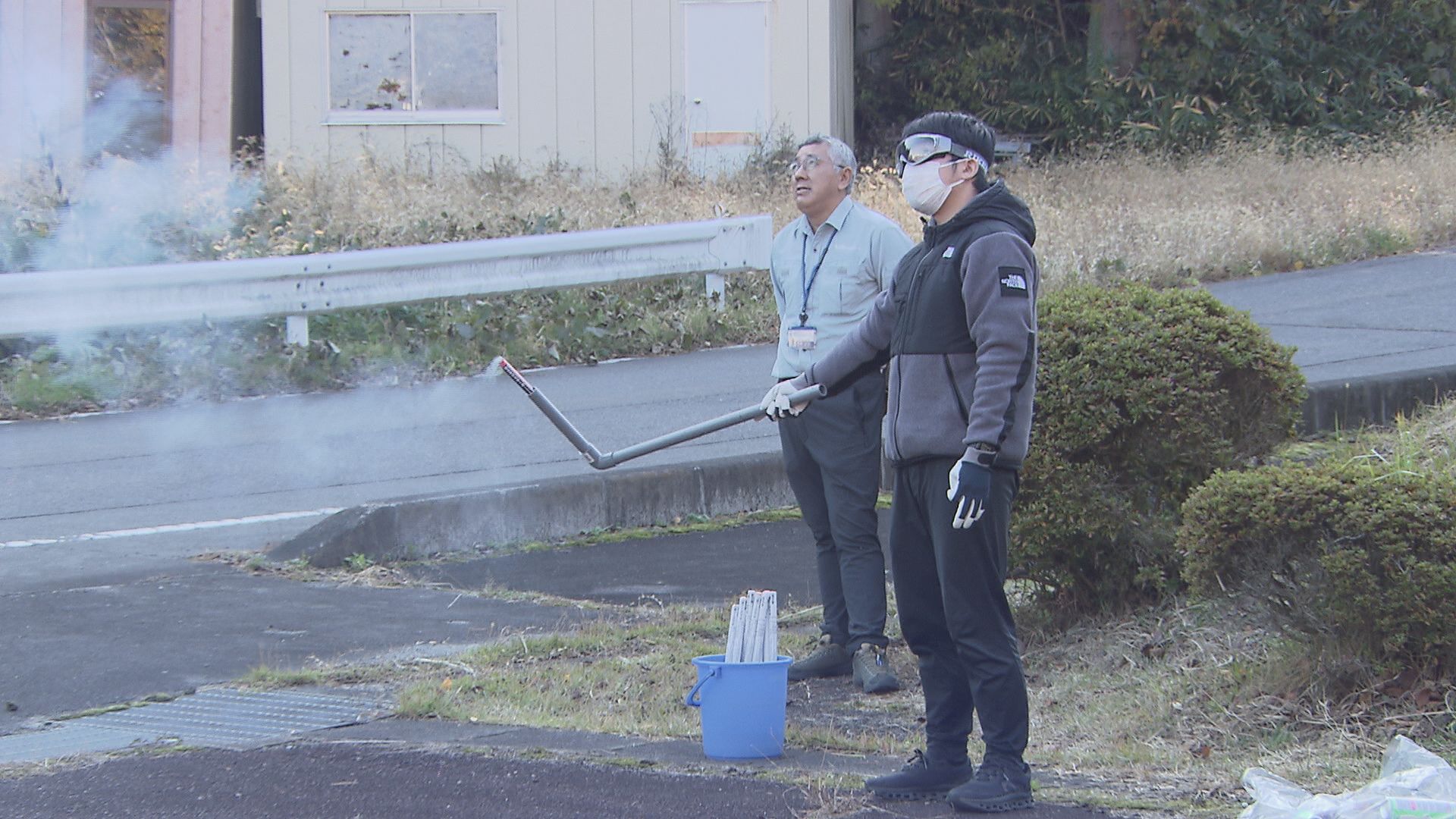 クマを花火で追い払い 自治体職員の講習会 専門家が指導 福島 | 福島の