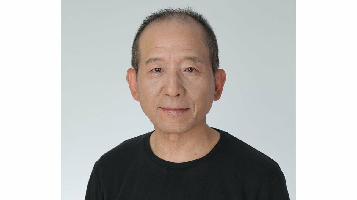 山崎健二さんの訃報を伝えるニュース画像