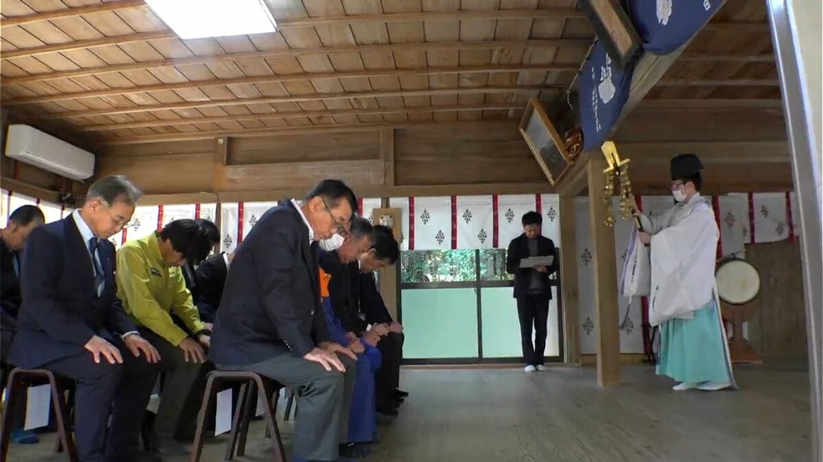 屋久島 森・水開き」観光シーズン前に安全祈願 鹿児島・屋久島