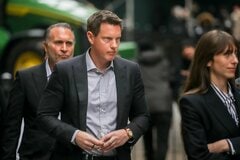 パラマウントCEOの強気が裏目、Netflixによるワーナー買収に道開く| TBS CROSS DIG with Bloomberg