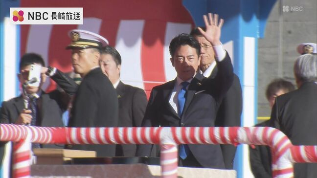 護衛艦「よしい」命名・進水式  小泉防衛相も出席　21日には平和公園で献花|TBS NEWS DIG