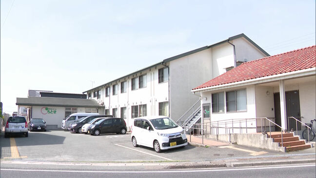 「100キロ以上の強い負荷をかけ踏みつけて・・・」老人ホームで男性（当時87）を死亡させた元介護士の男（36）に懲役9年の判決　佐賀地裁|TBS NEWS DIG