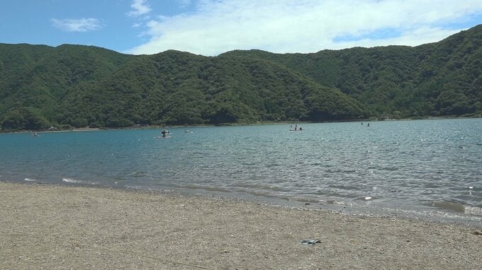 サップをしていた男性が湖に転落か　溺れるも自力で岸まで泳ぐ　山梨・西湖　|　山梨のニュース | ＵＴＹテレビ山梨