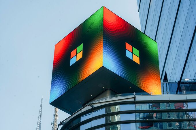 マイクロソフト、ＡＩの経費節減効果を社員に強調－人員削減の一方で