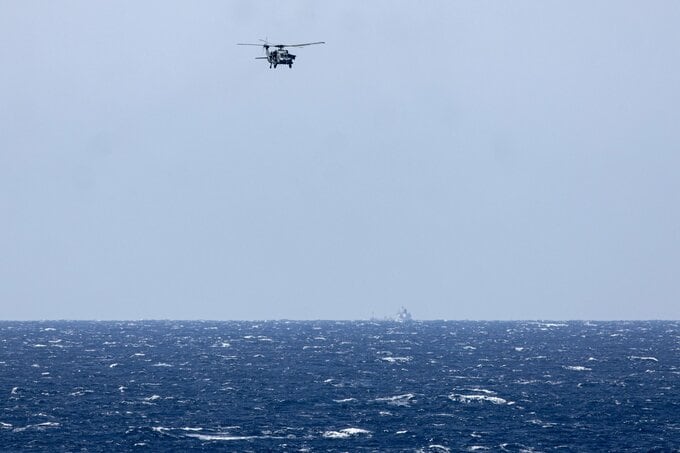 米海軍、イラン関連船舶をアラビア海で航行阻止