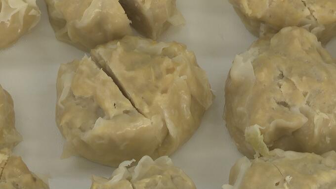 「目新しいものばかり」『イナダ大根餅』に『サメシュウマイ』など…　水産物加工品の展示会　|　青森のニュース│ATV NEWS│青森テレビ