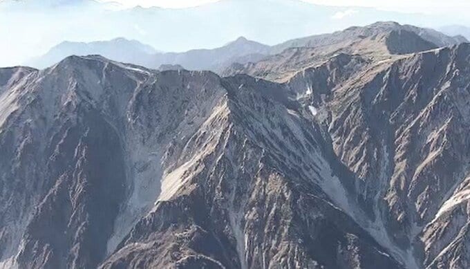 上高地から入山した東京都の女性、奥穂高岳ザイテングラートで下山中に滑落してけが　県警ヘリで病院に搬送|TBS NEWS DIG