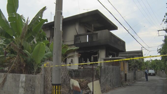 2階建ての住宅が全焼　焼け跡から１人の遺体見つかる　住民の60代男性と連絡取れず　|　沖縄のニュース｜RBC 琉球放送