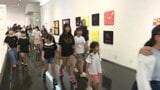 タオル美術館で「スヌーピーしあわせつむぐ展」始まる 愛媛県・今治市|TBS NEWS DIG