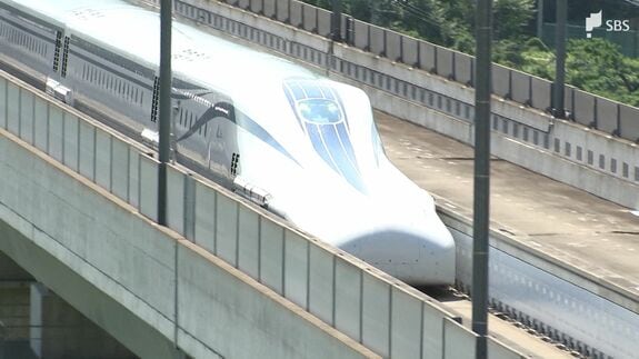 「大井川流域の地域発展に尽力してまいりたい」リニア静岡工区めぐりJR東海社長と大井川流域トップが意見交換 JR東海側が開通を契機とした地域発展の取り組みについて言及　|　静岡のニュース | SBSNEWS | 静岡放送