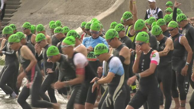 日本のトライアスロン発祥の地に全国の鉄人が集結　最高気温３６．３度の猛暑の中「全日本トライアスロン皆生大会」　　鳥取県米子市|TBS NEWS DIG