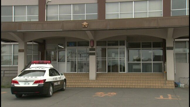 「トンネルでタイヤが外れた」ガタつきを感じた直後…車体が路面に接地し停車　運転手が自ら交換の夏タイヤ　巻き込まれた人や車なし　北海道遠軽町|TBS NEWS DIG