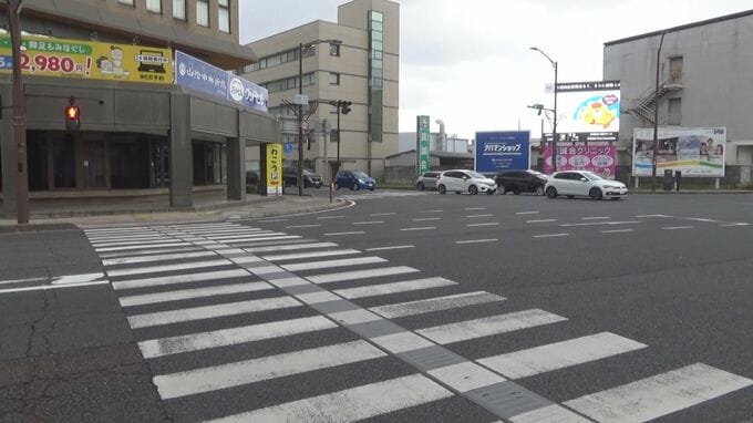 横断歩道を歩いていた男性（48）がはねられ大けが　自称・介護士の男を過失運転致傷の疑いで現行犯逮捕　鳥取県米子市|TBS NEWS DIG