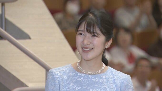 愛子さま「父からフルートの独奏を聞き逃さないように…」“日本フィル創立70周年記念演奏会”鑑賞|TBS NEWS DIG