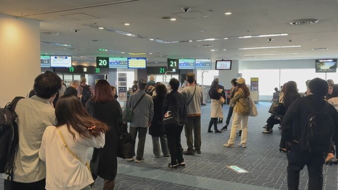 管制システムにトラブルで航空便が多数欠航に　全日空と日本航空で計208便　約3万2000人に影響（午後3時時点）|TBS NEWS DIG