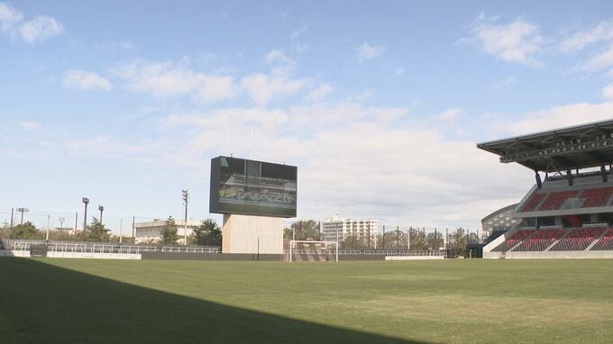 「この場所で再昇格を」J3金沢の新ホーム「ゴースタ」こと金沢ゴーゴーカレースタジアム サポーターにお披露目|TBS NEWS DIG