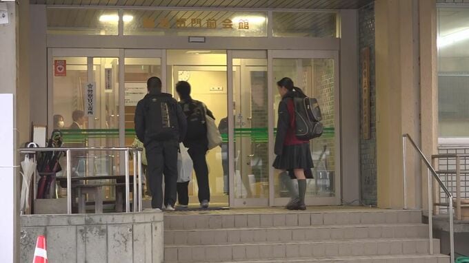 「一番怖いのが子どもたちのメンタルの問題」地震の被害を受けた石川・輪島市の門前高校 公民館で3学期スタート|TBS NEWS DIG