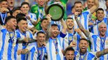 【サッカー】コパ・アメリカ メッシ負傷交代で号泣も優勝で笑顔に アルゼンチン2大会連続史上最多16度目の優勝|TBS NEWS DIG