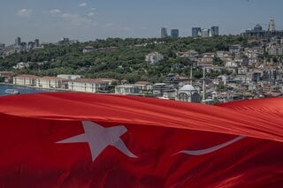 トルコ、ファンド不正渦中の投資会社会長ら逮捕－元外務省高官も| TBS CROSS DIG with Bloomberg