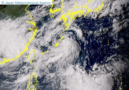 【台風情報】迷走する「台風24号(クロヴァン)」影響長期化…九州南部・奄美で線状降水帯発生のおそれ　雨・風・波の予想は？　今後の進路予想・雨風シミュレーション【気象庁3日17時15分発表】|TBS NEWS DIG