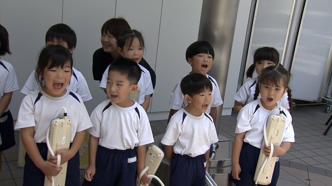 「詐欺に騙されないでね」 年金支給日にあわせて園児たちが商店街で特殊詐欺被害の防止を呼びかけ【岡山】|TBS NEWS DIG